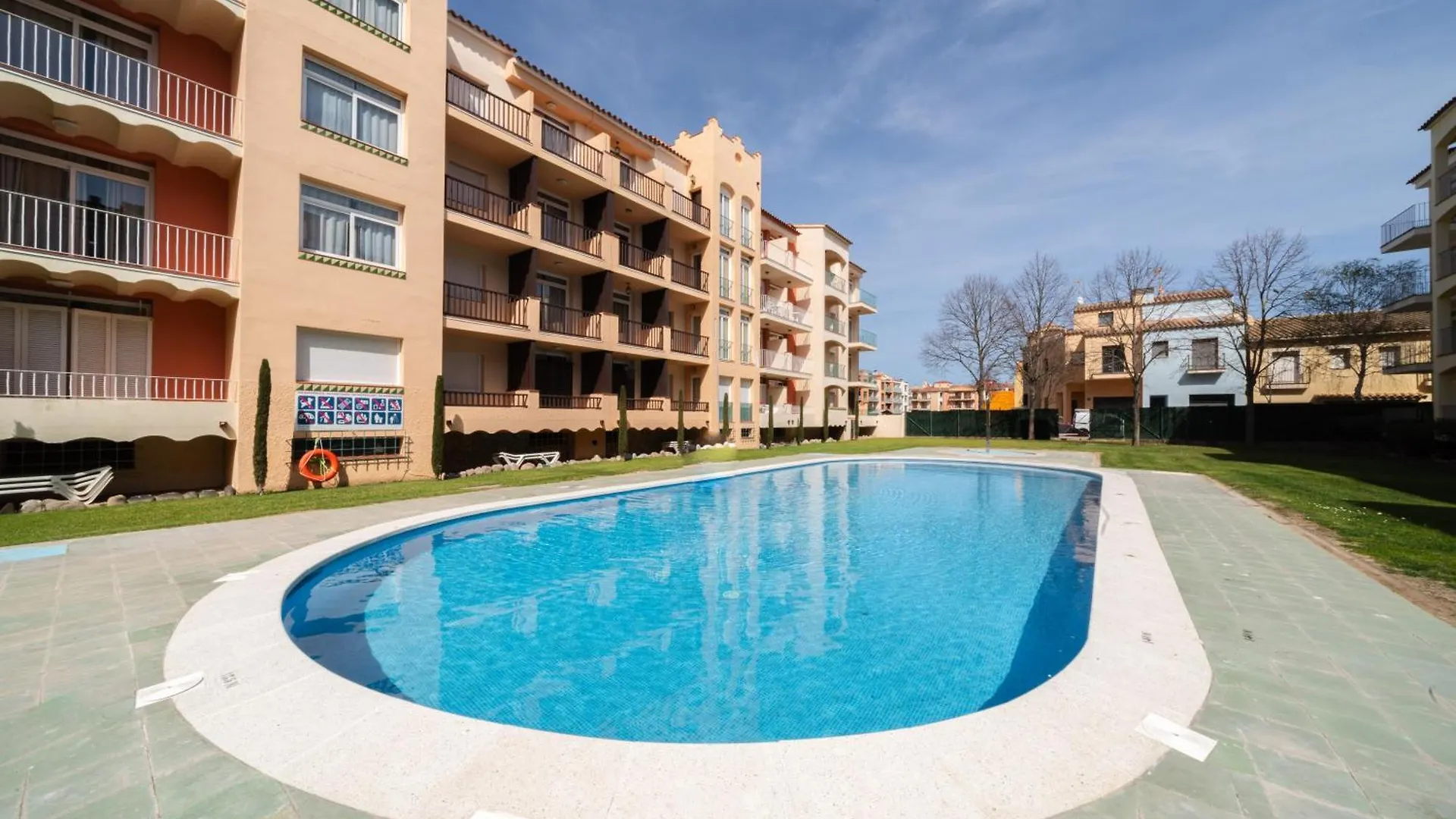 Wehostyou - Bel Appartement Empuriabrava, Gran Reserva 17 Empuriabrava